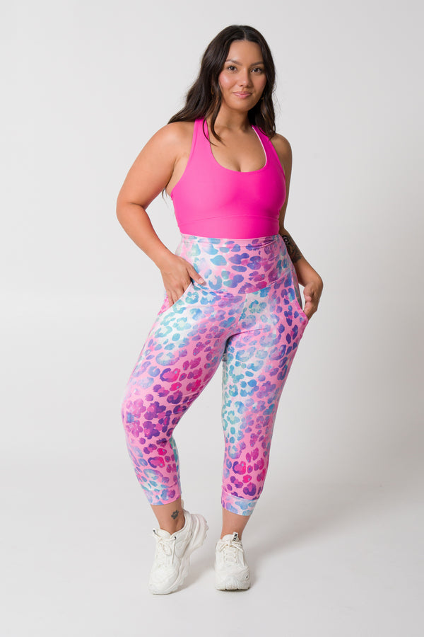Rainbow Jag Soft to Touch - Jogger Capris w/ Pockets - Exoticathletica