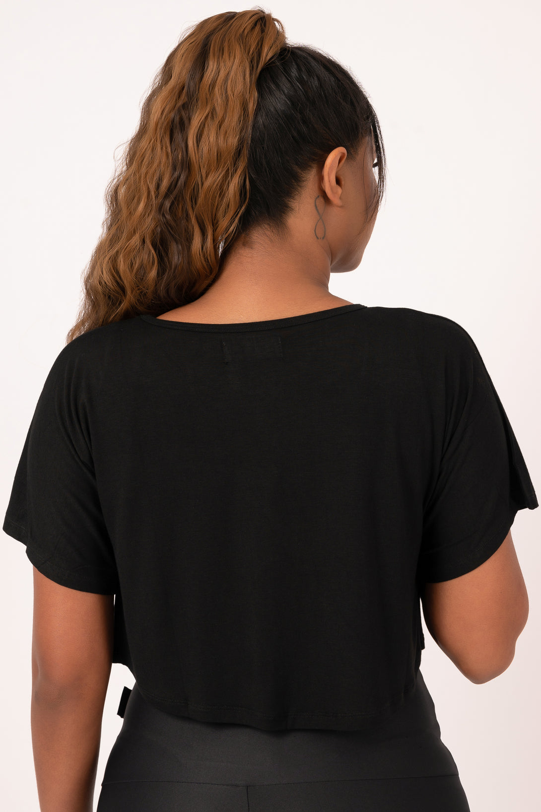 Black Slinky To Touch - Exotica Cropped Tee - Exoticathletica