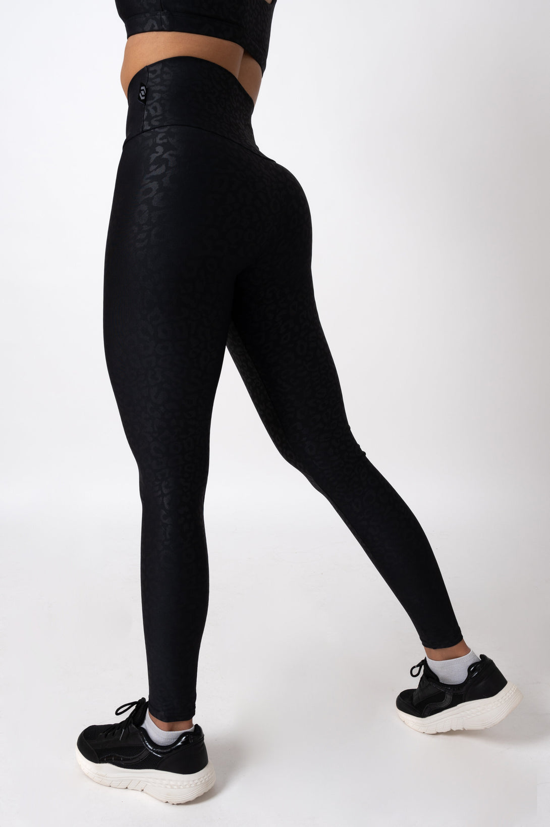 Black Exotic Touch Jag - High Waisted Leggings - Exoticathletica