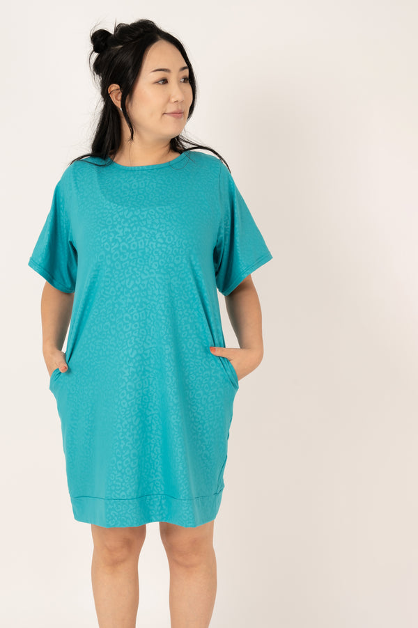 Jade Exotic Touch Jag - Lazy Girl Dress Tee