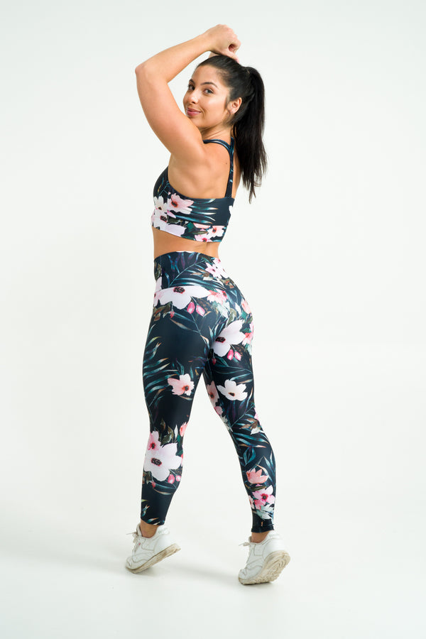 Exotic At Heart Performance - High Waisted 7/8 Leggings