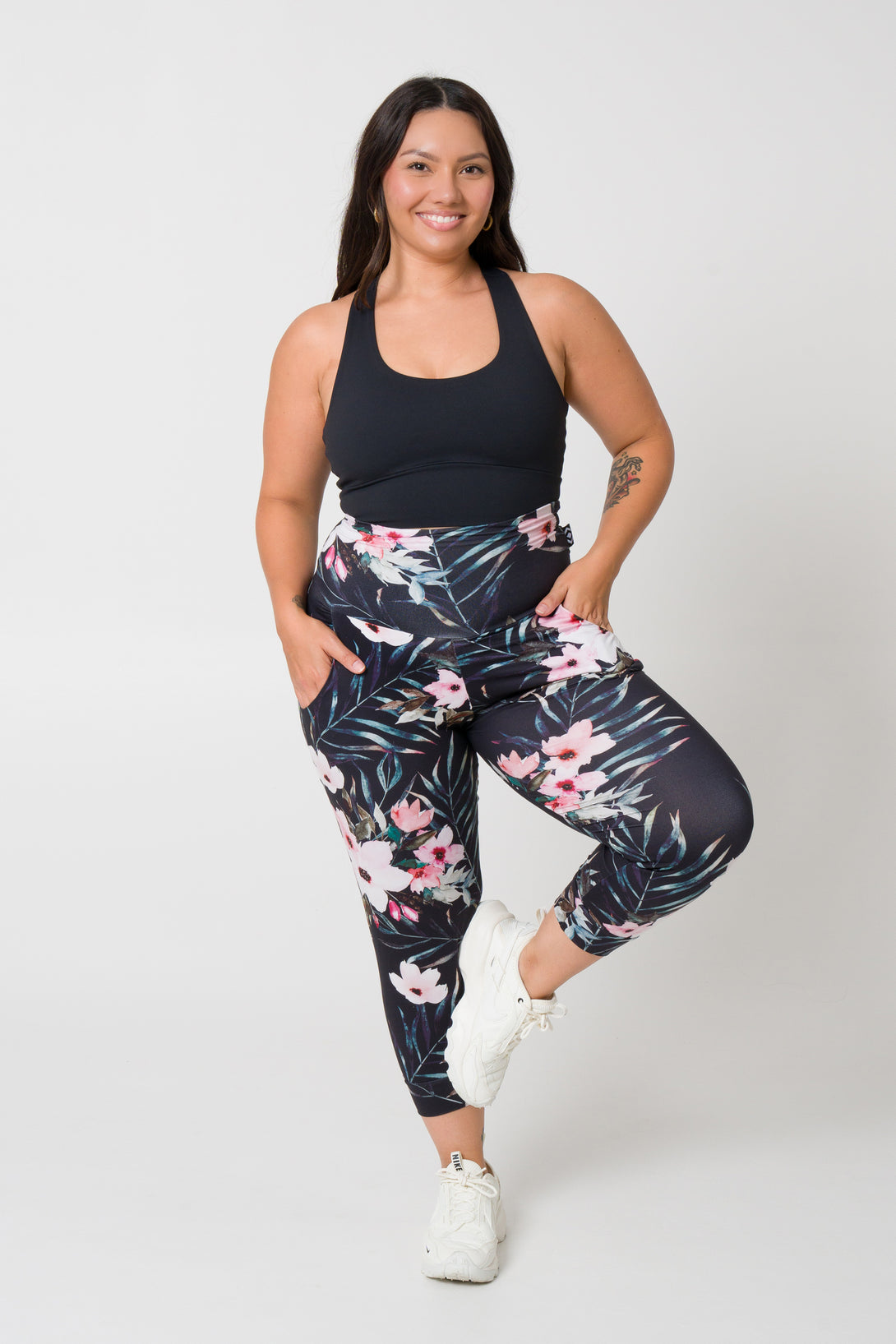 Exotic At Heart Soft to Touch - Jogger Capris w/ Pockets - Exoticathletica