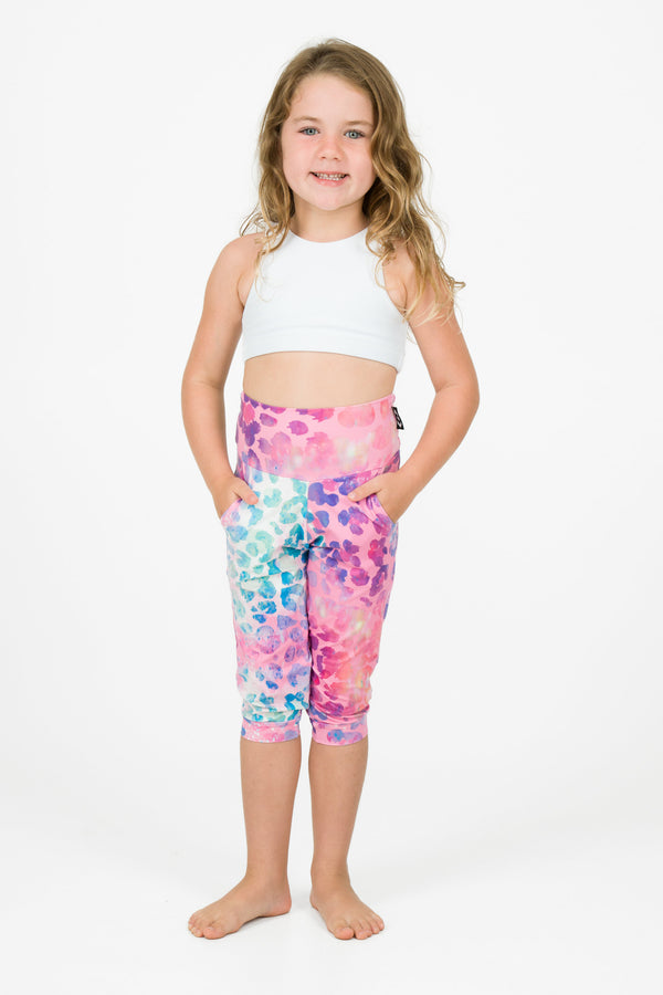 Rainbow Jag Soft to Touch - Kids Jogger Capris - Exoticathletica
