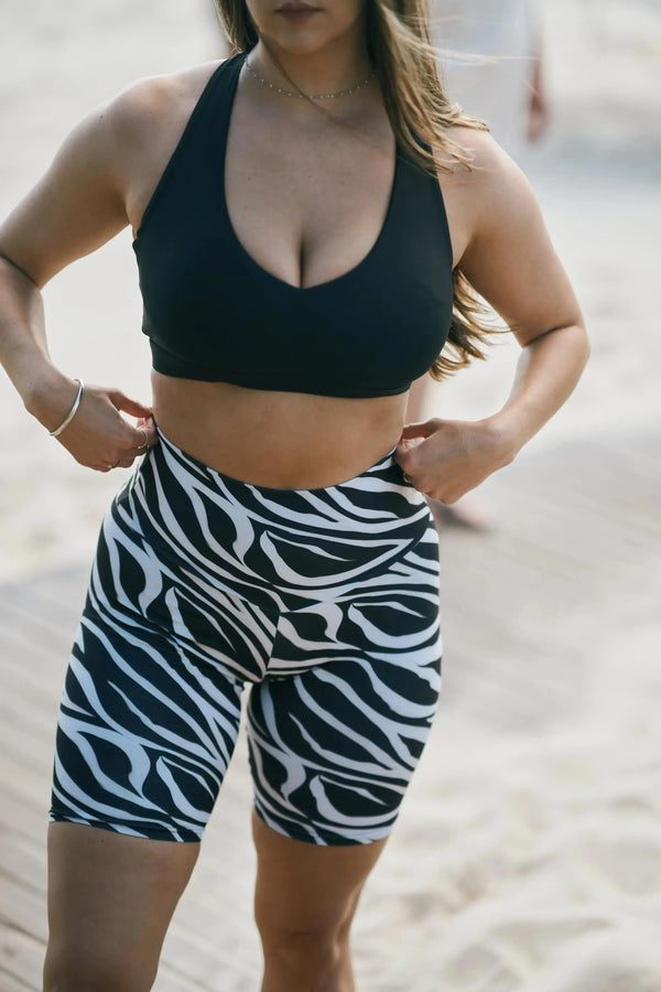 Performance Deep V Crop - Black-Activewear-Exoticathletica