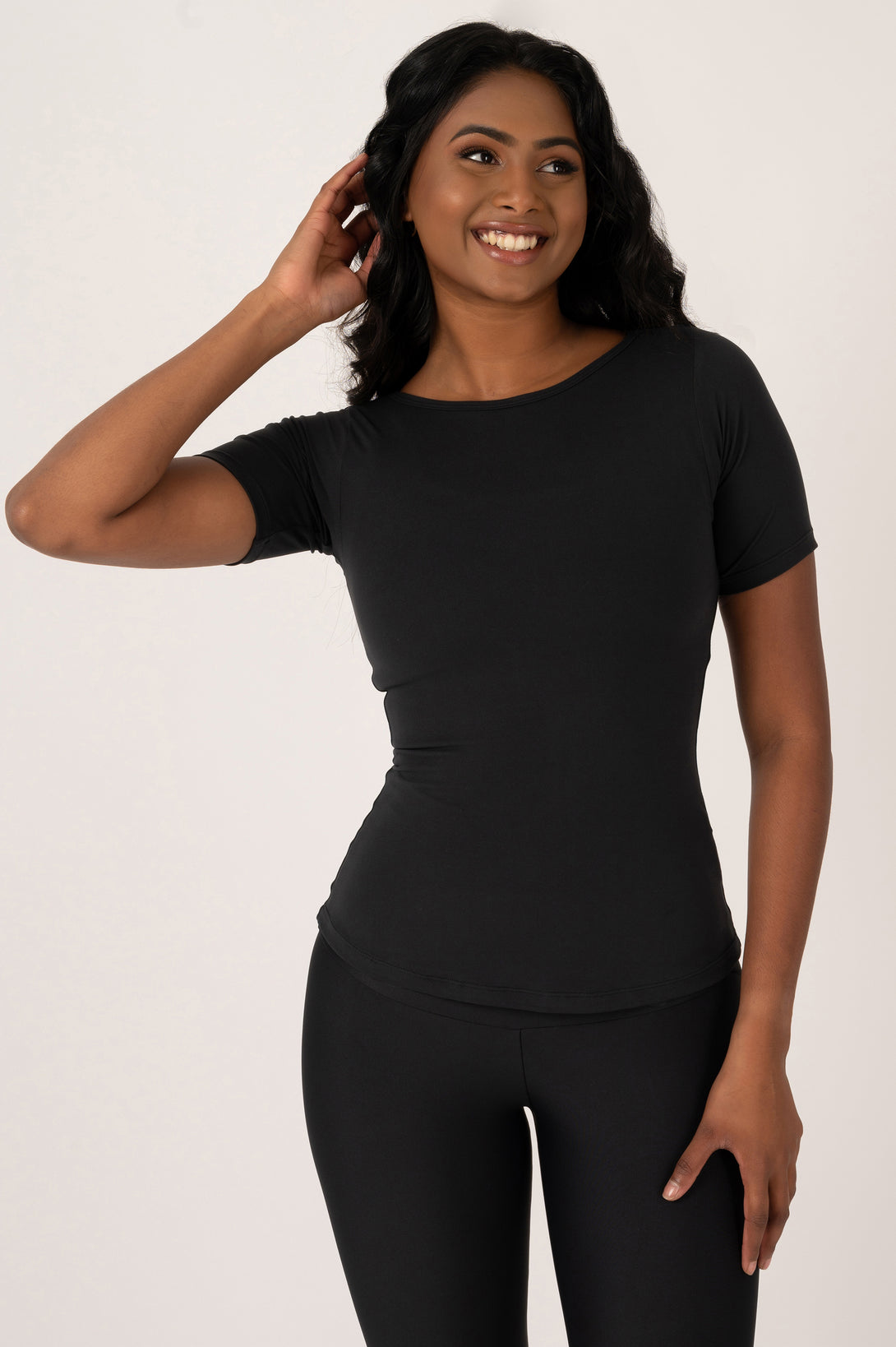 Black Soft To Touch - Fitted Tee - Exoticathletica