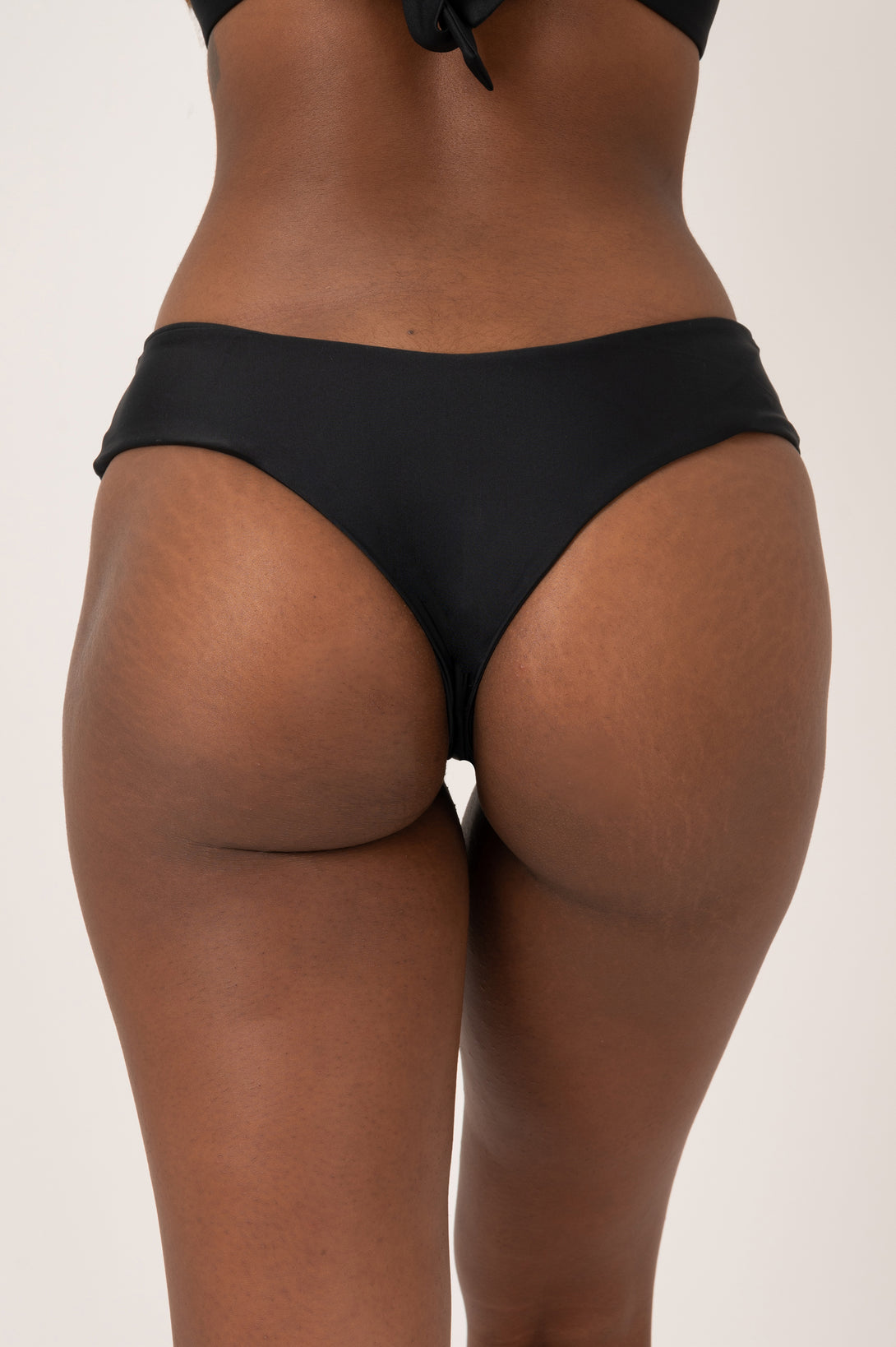 Black Performance - Cheeky Cut Bikini Bottoms - Exoticathletica