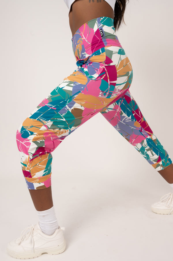 Paint One On Me Soft To Touch - Jogger Capris W/ Pockets